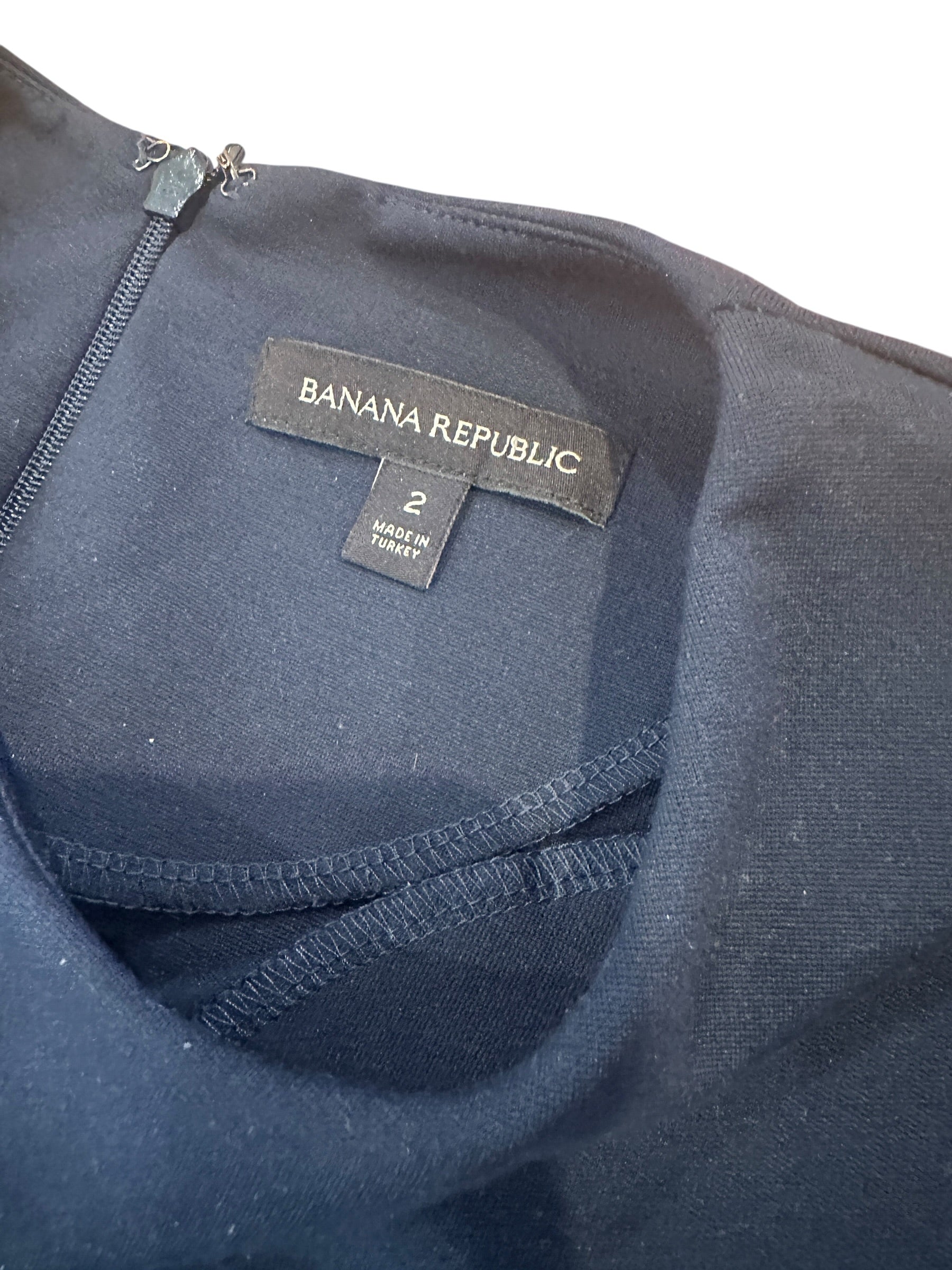 Size 2 - Banana Republic Sleek Dress