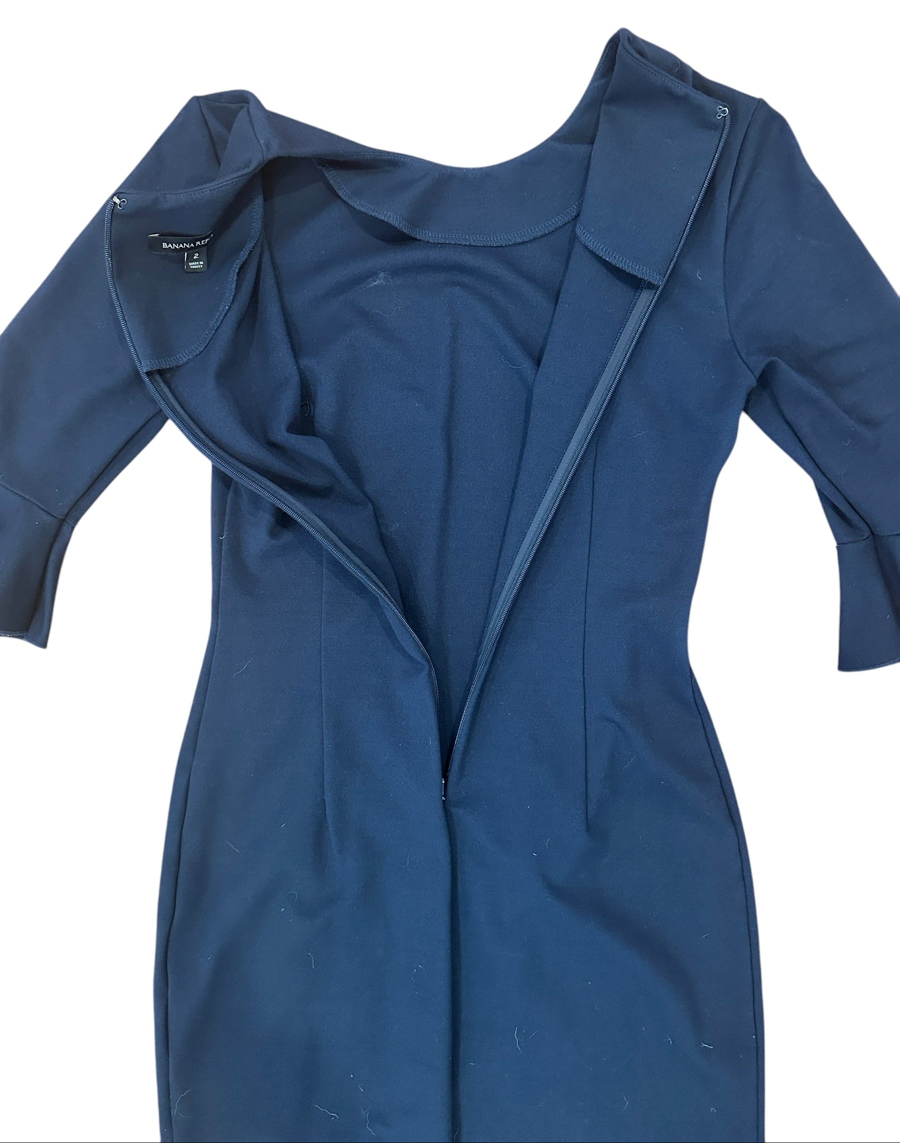 Size 2 - Banana Republic Sleek Dress