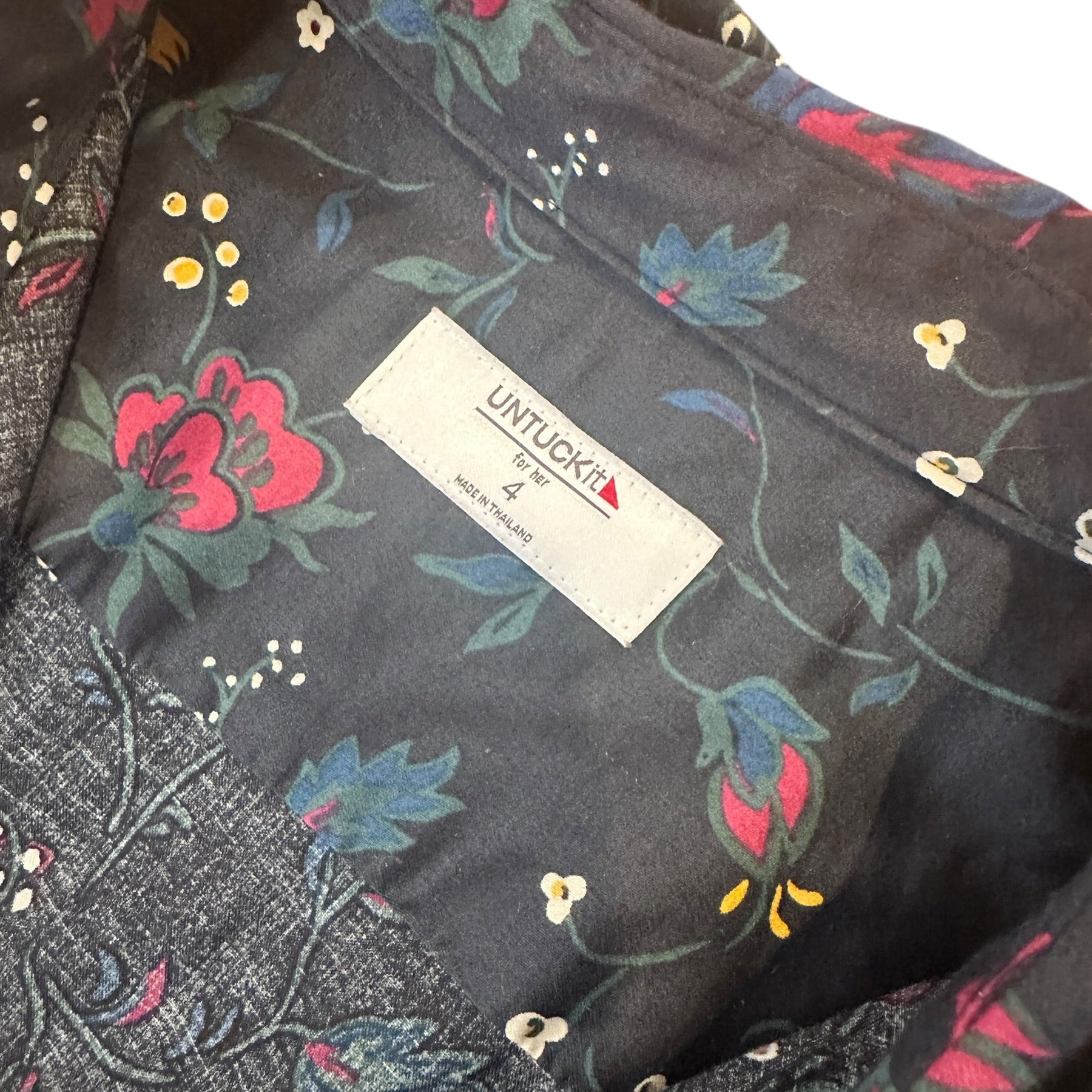 Size 4 - UntuckIt for Her Floral Button Down Blouse Dress with Pockets