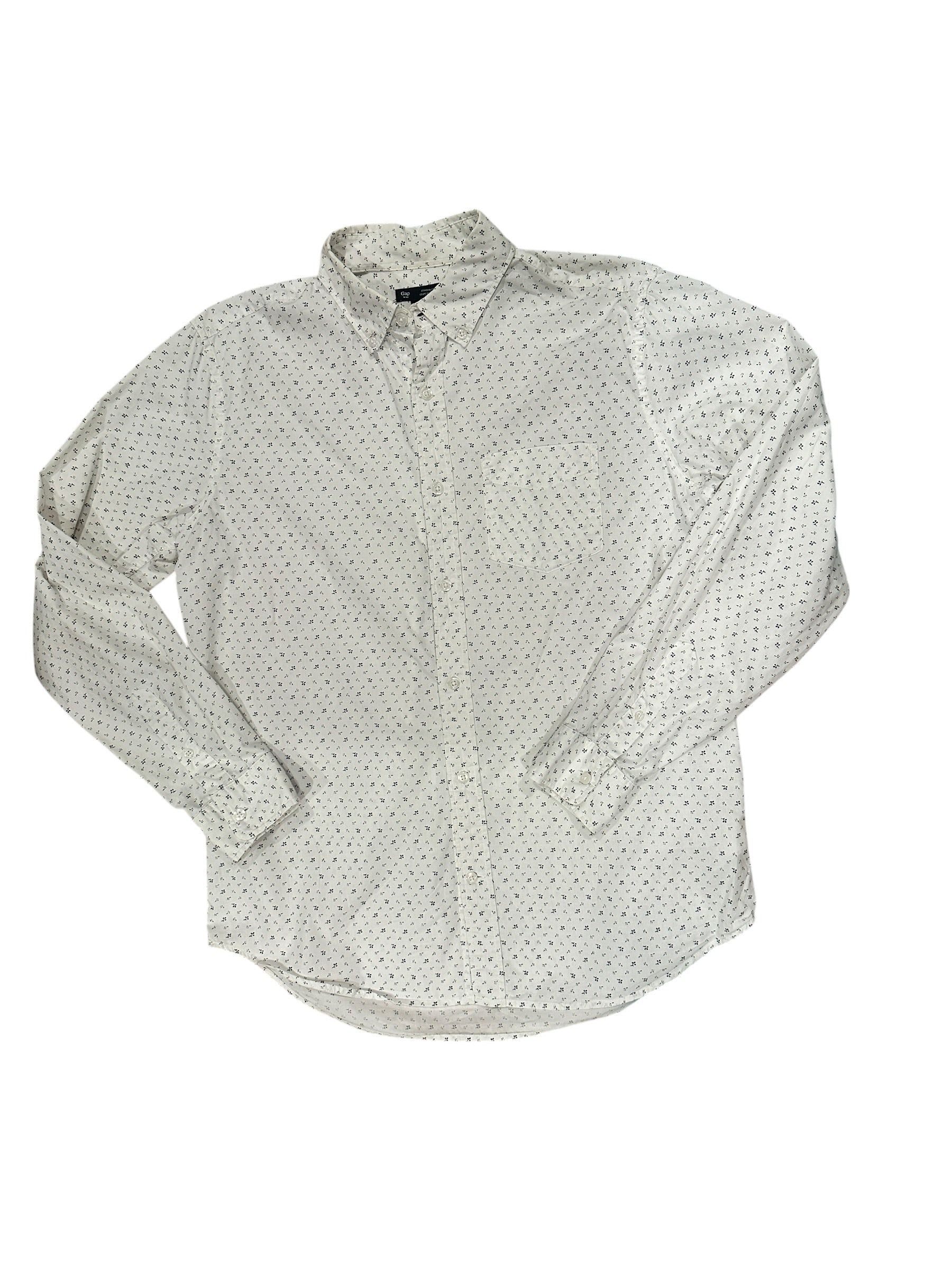 Size Medium - Gap Long Sleeve Shirt