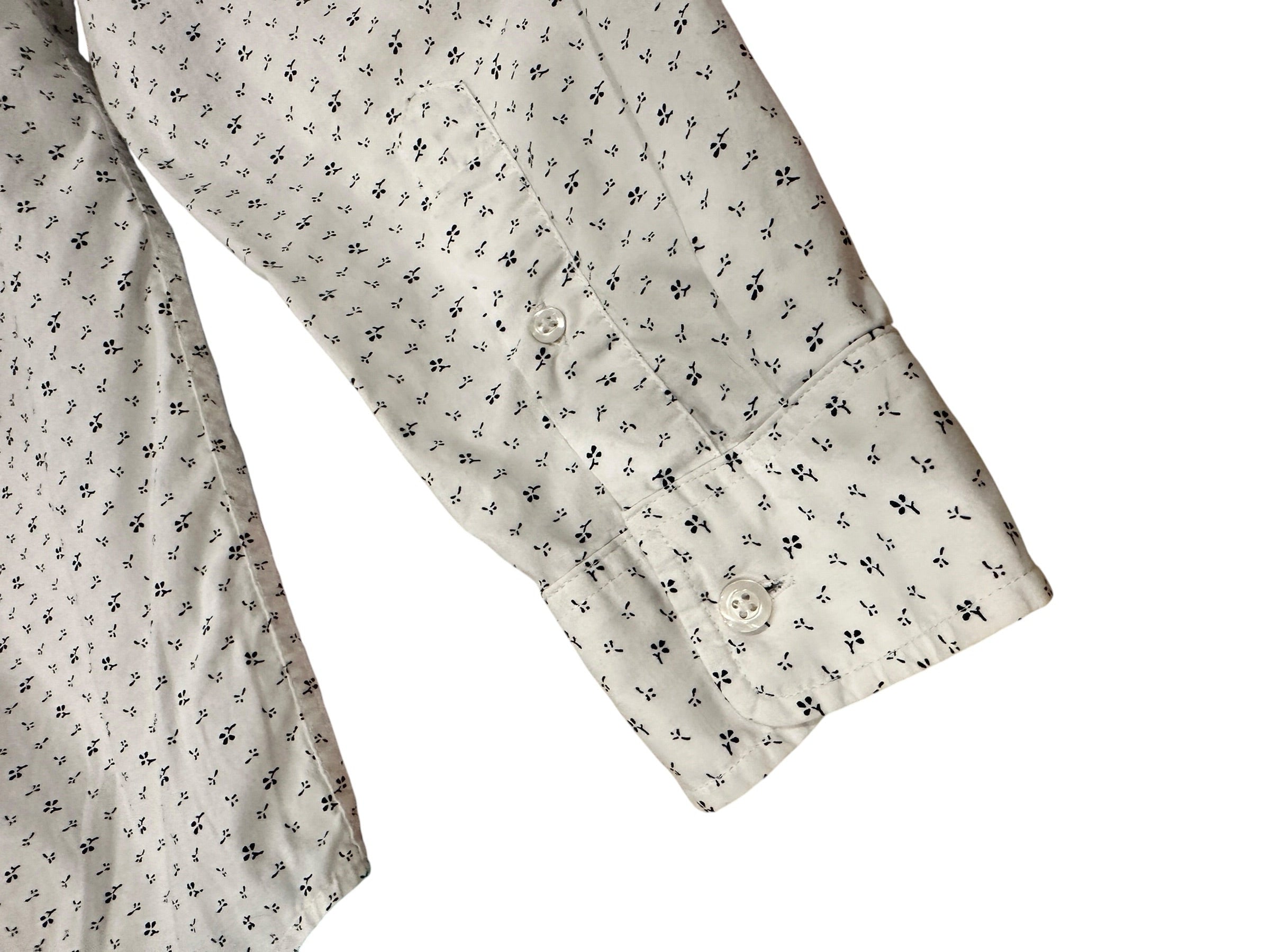 Size Medium - Gap Long Sleeve Shirt