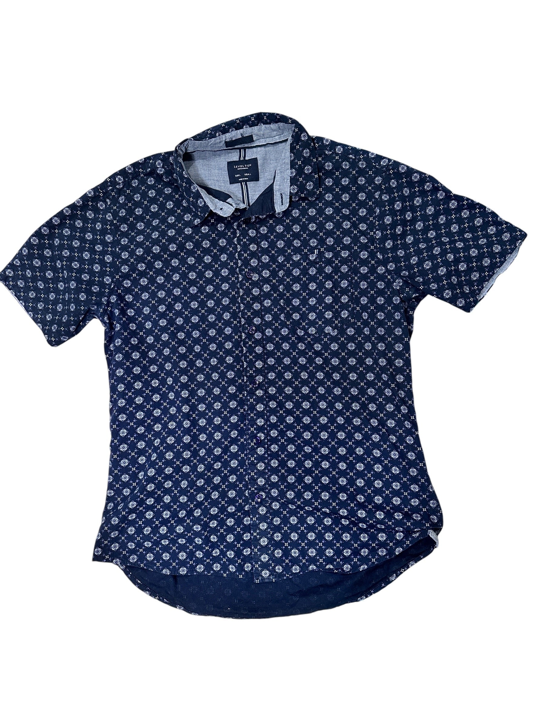 Size Large - Level Ten Short Sleeve Button Down Shirt