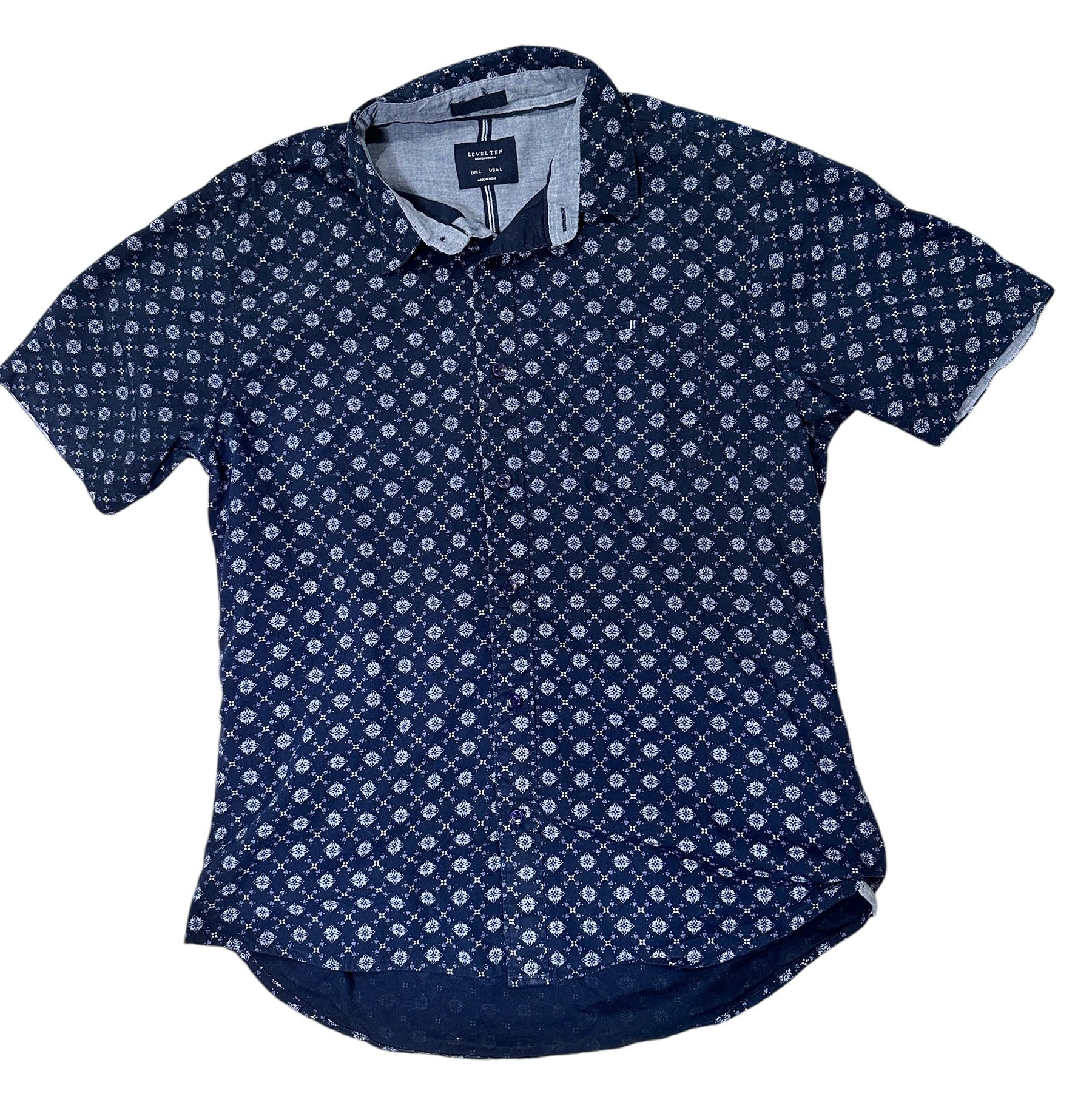 Size Large - Level Ten Short Sleeve Button Down Shirt