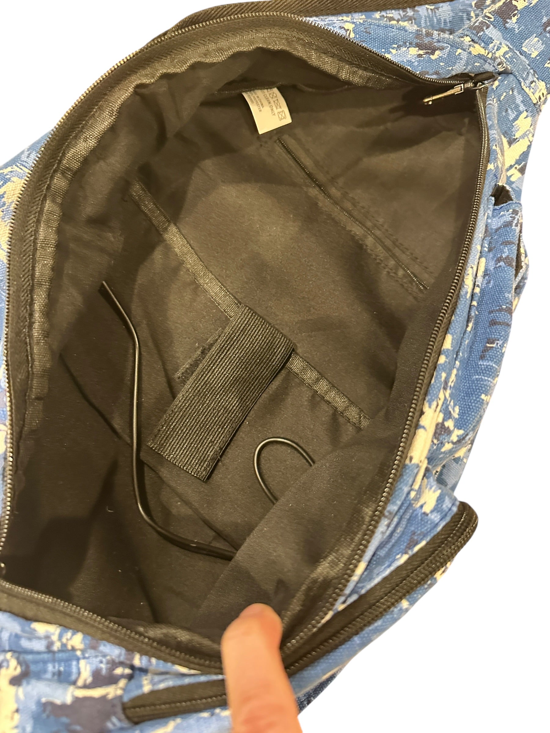 NuPouch Crossbody Bag with USB