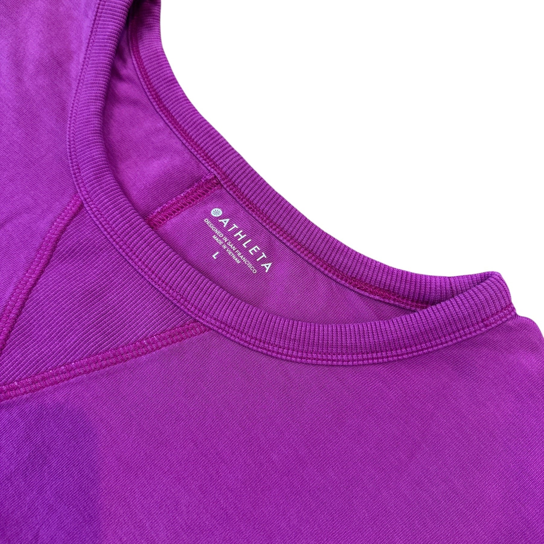 Size Large - Athleta Short Sleeve Sweatshirt
