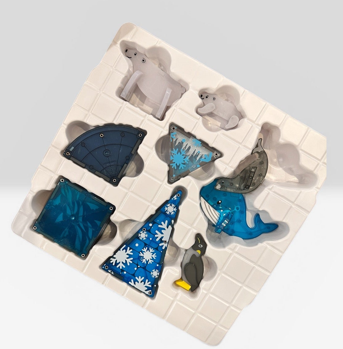 25 Piece Magnatiles Arctic Animals Set
